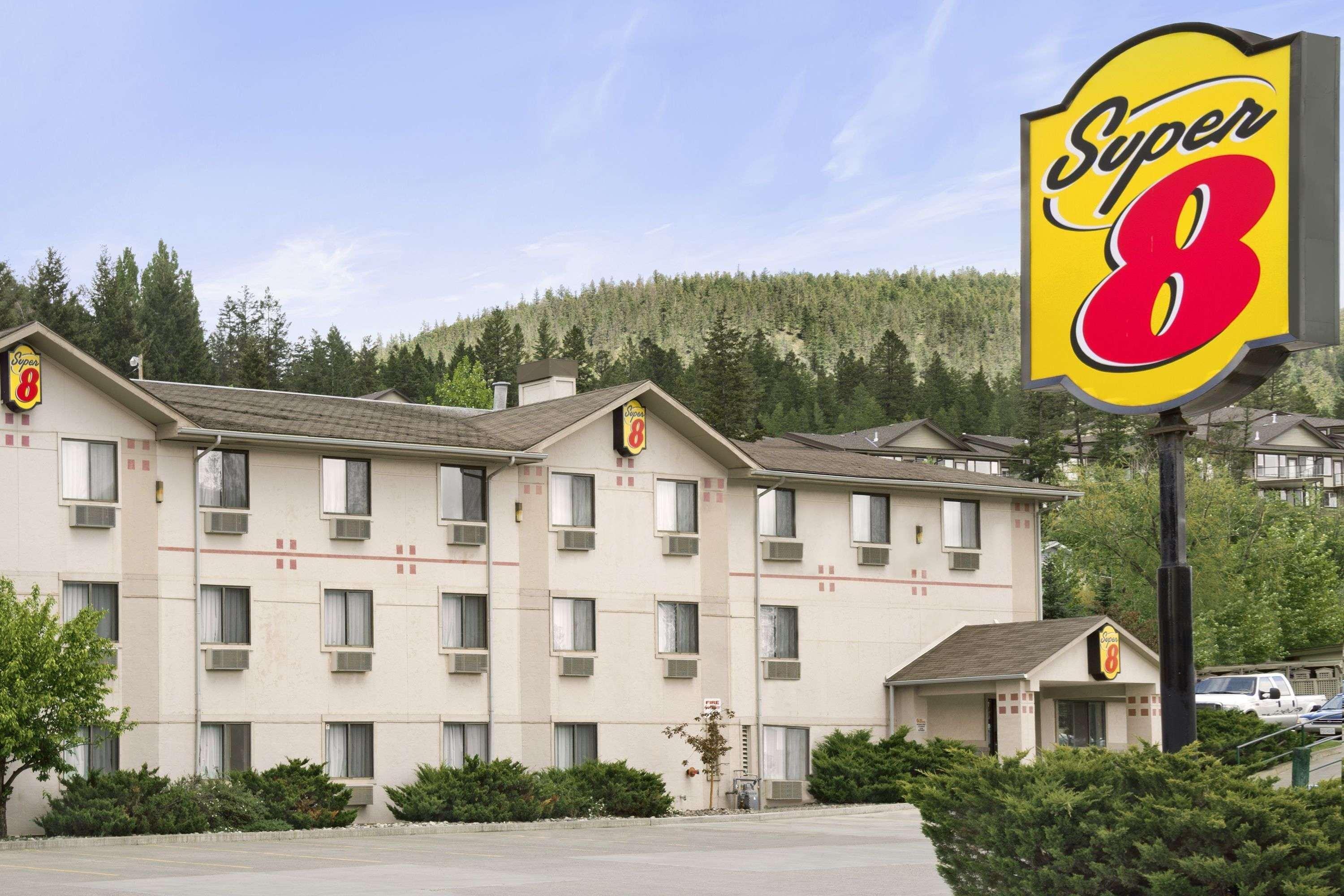 Super 8 By Wyndham Williams Lake Bc Экстерьер фото