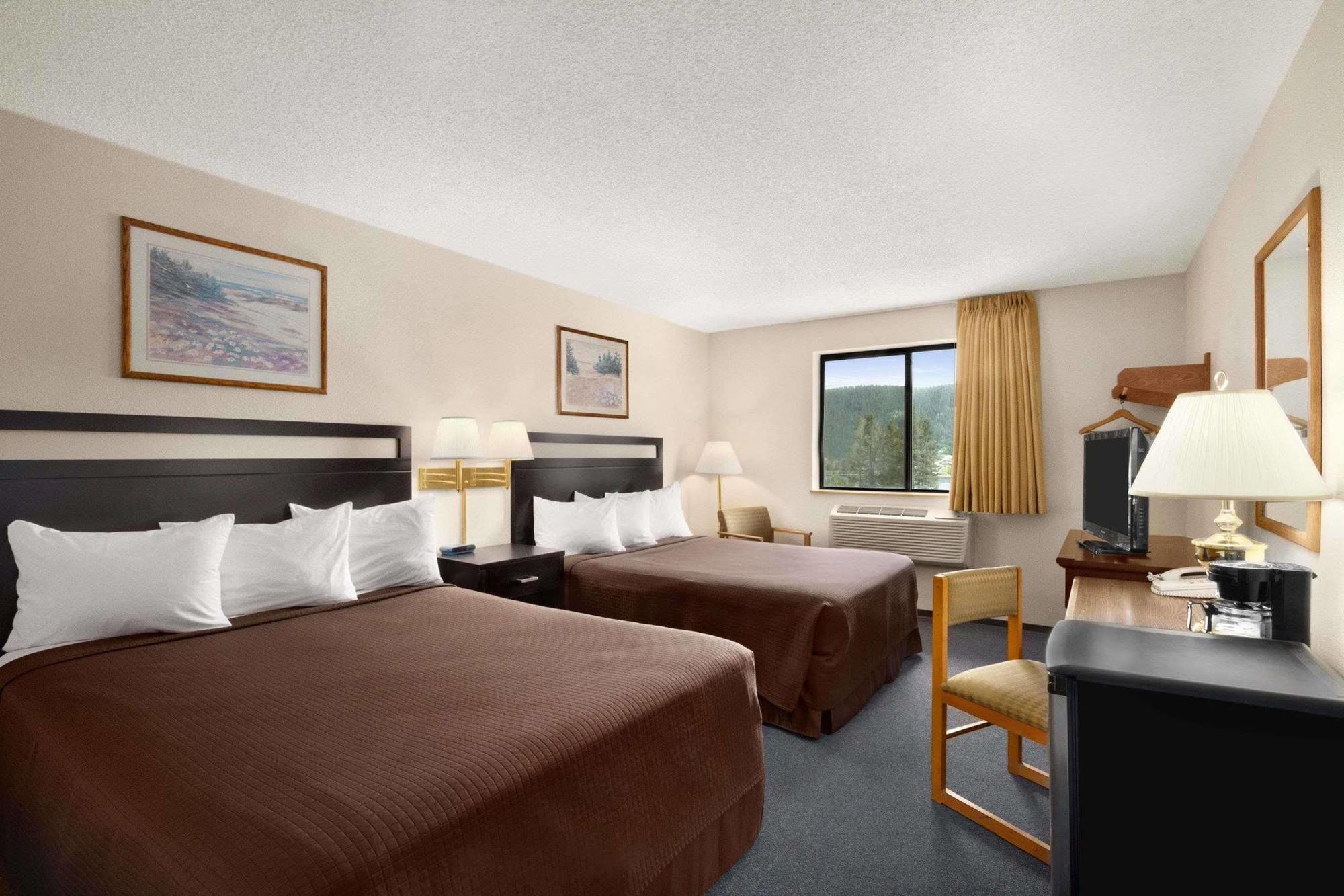 Super 8 By Wyndham Williams Lake Bc Экстерьер фото