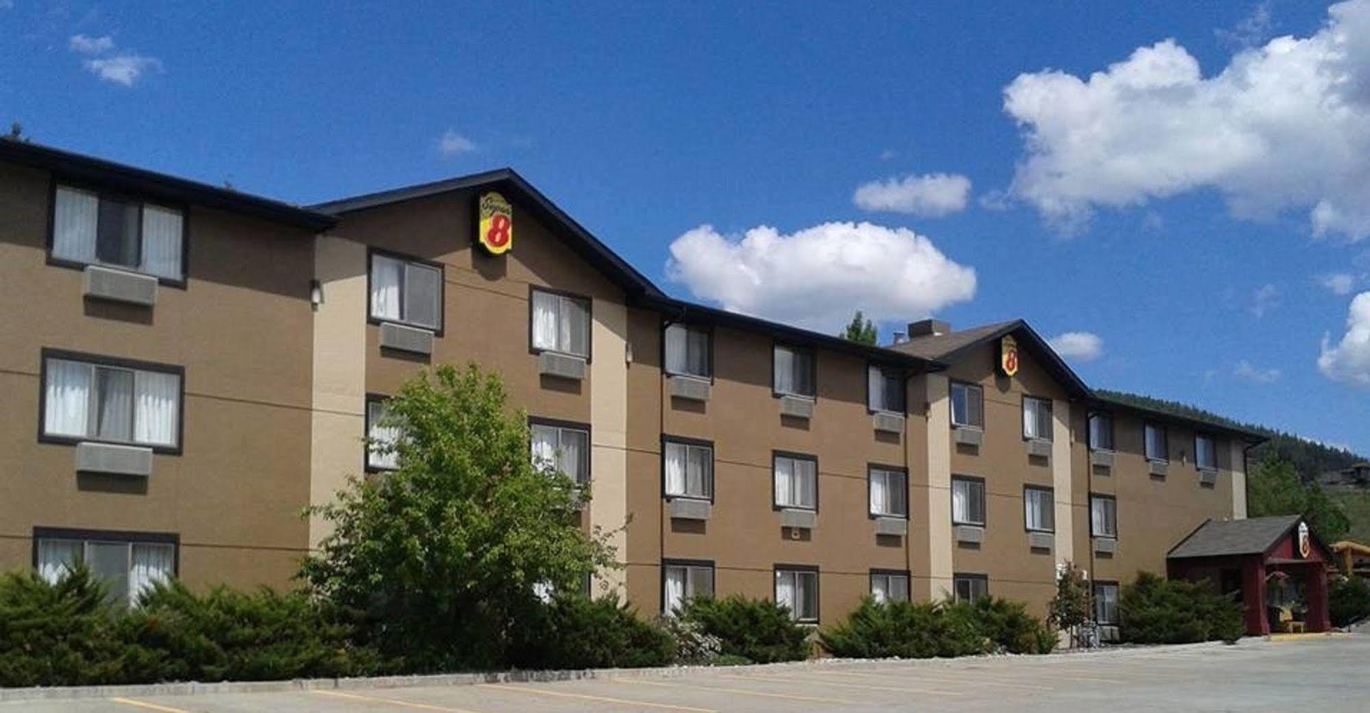 Super 8 By Wyndham Williams Lake Bc Экстерьер фото